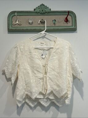 La Lavon Women’s Ivory Embroidered Tie-Front Short Sleeve Top medium new w tag
